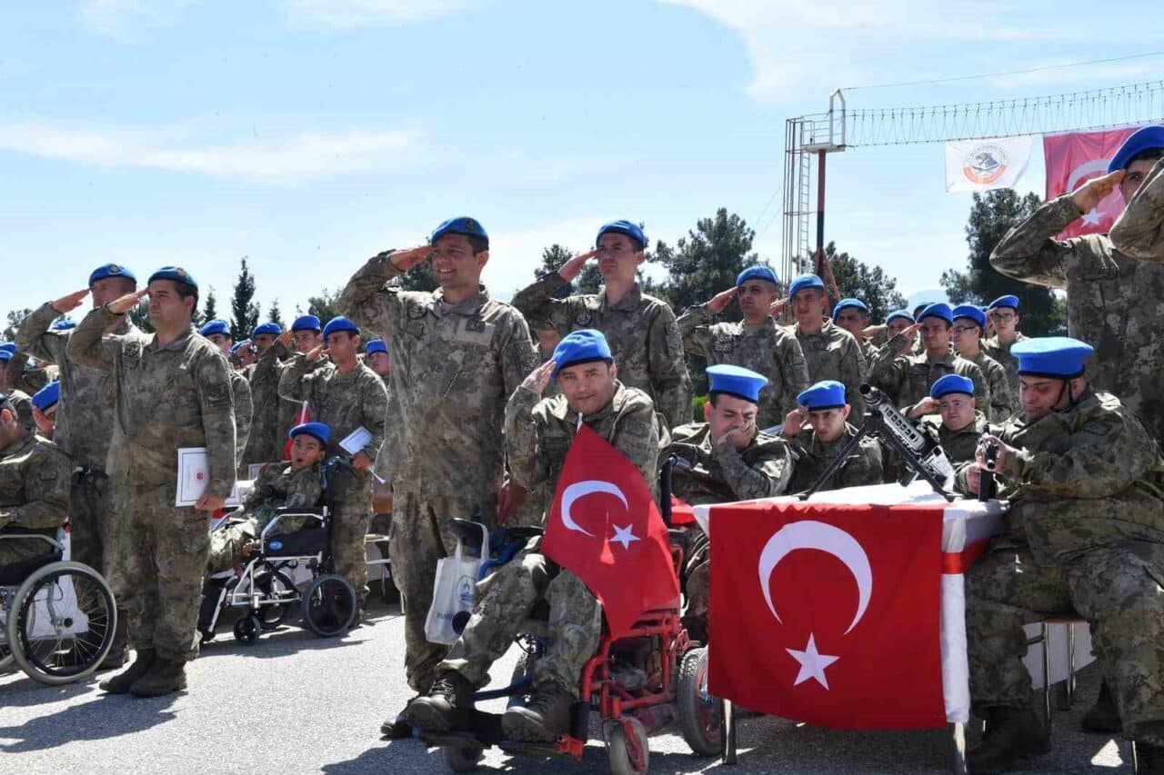 Denizli’de özel gereksinimli bireyler, Engelliler Haftası etkinlikleri kapsamında temsili askerlik