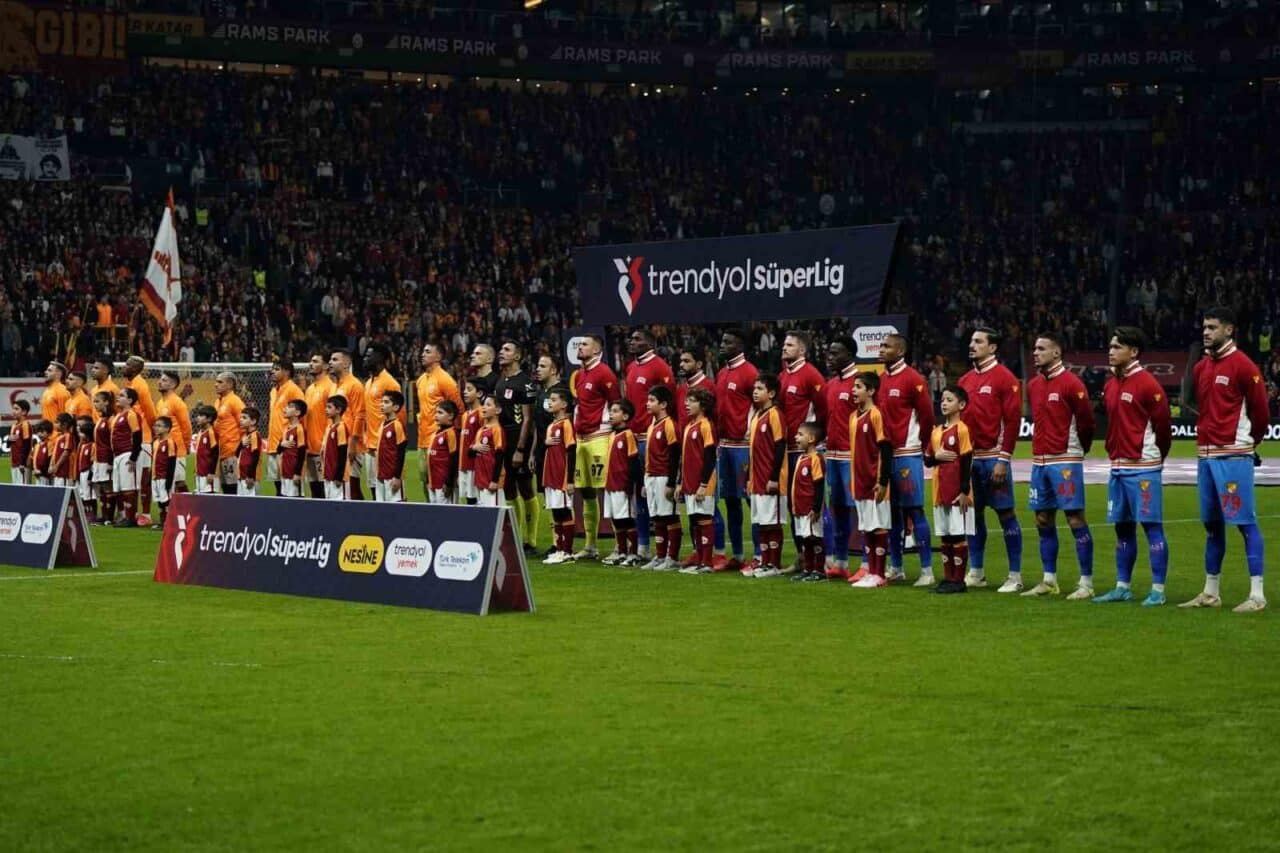 Galatasaray, Süper Lig'de Göztepe ile 62. kez karşılaşacak. Sarı-kırmızılılar, 89
