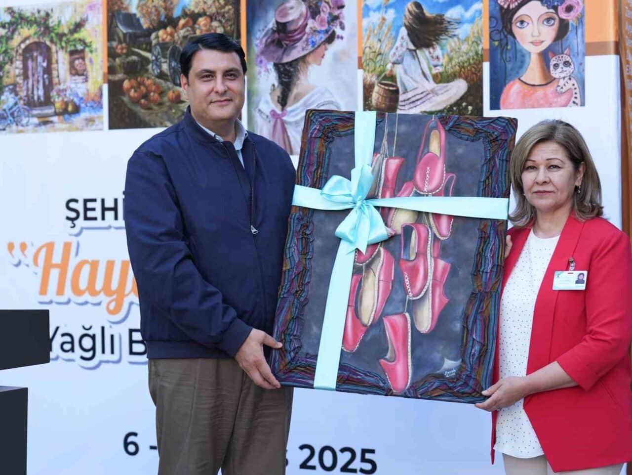 Şehitkamil Belediyesi'nin Hanımlar Lokali'nde düzenlenen Hayata Renk Kat Resim Sergisi,