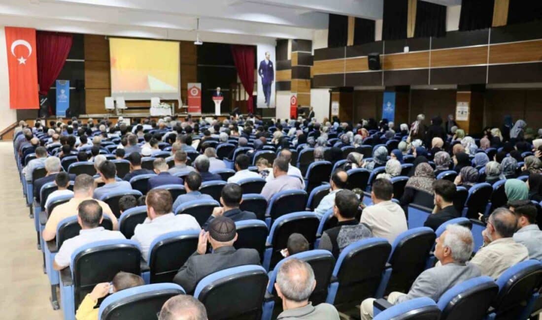 Siirt'te, Diyanet İşleri Başkanlığı'nın düzenlediği 'Uluslararası Kur’an Ziyafeti' programı, Siirt