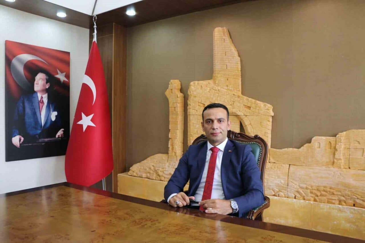 Cumhurbaşkanlığı kararnamesi ile Şırnak Vali Yardımcısı Talha Altuntaş Manisa'nın Kula