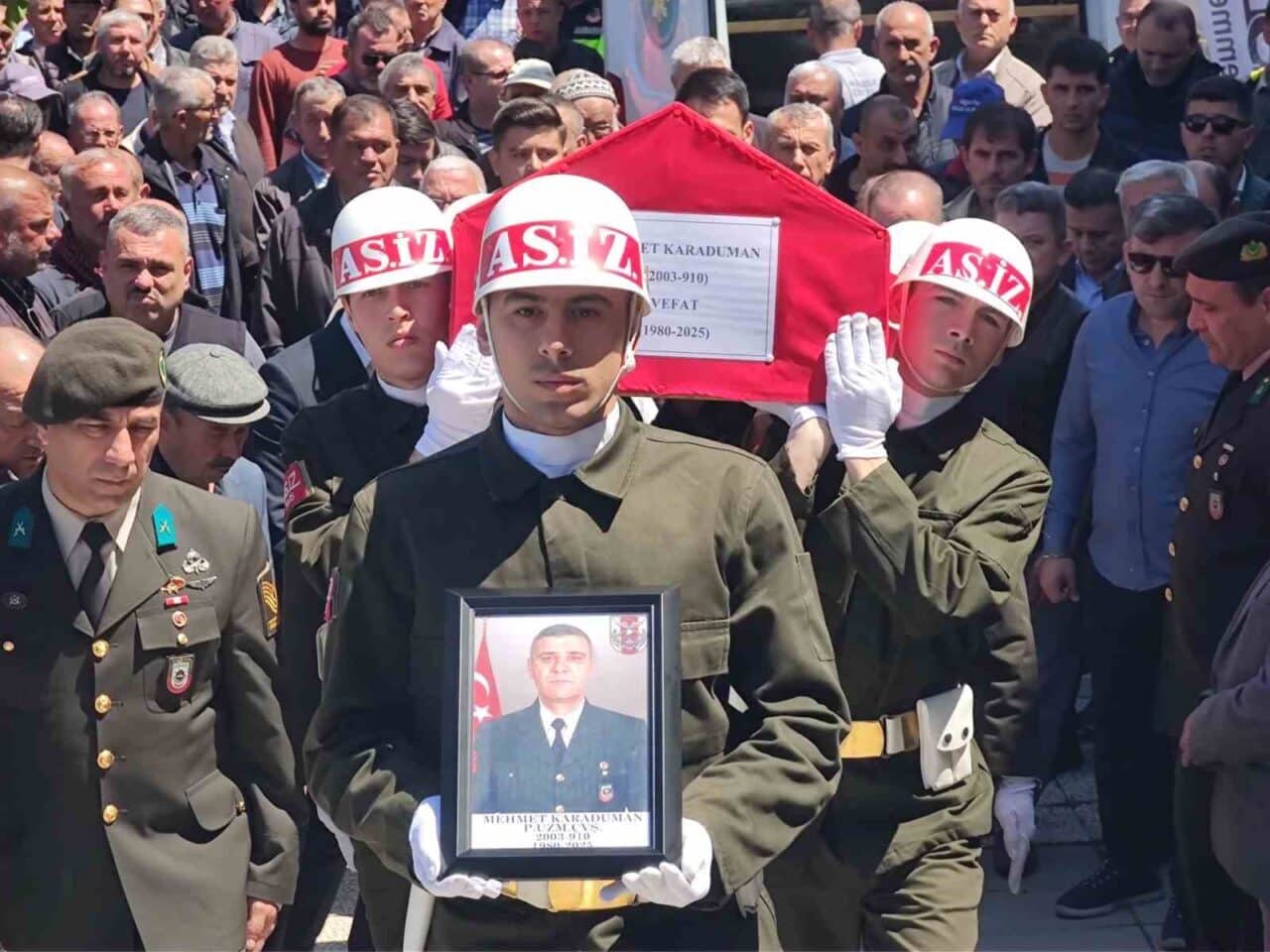 Şırnak'ta kalp krizi geçirerek hayatını kaybeden Piyade Uzman Çavuş Mehmet