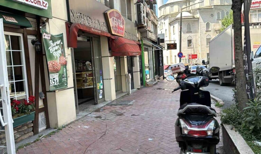 İstanbul Şişli'deki bir restoranda çıkan yangın, paniğe neden oldu. Saat