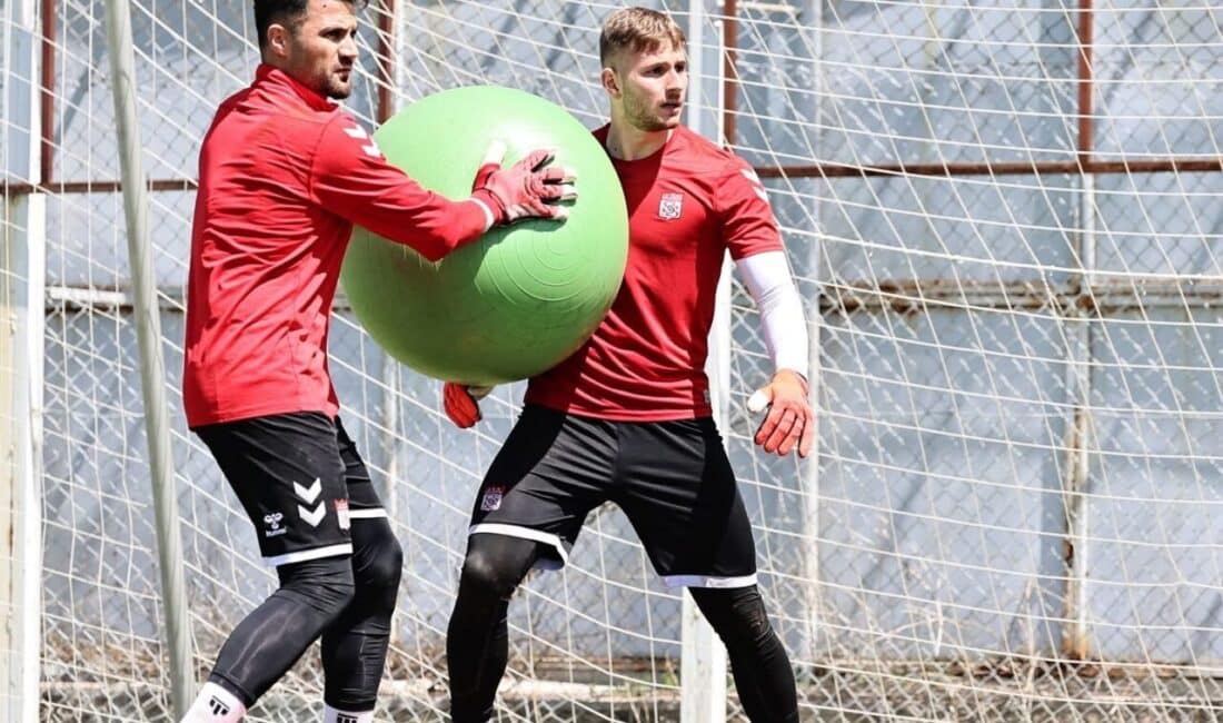 Sivasspor, Bodrum FK ile Yapacağı Maç Öncesi Antrenmanlarını Sürdürüyor Sivasspor, Bodrum FK ile oynayacağı maç için antrenmanlarına devam ediyor.