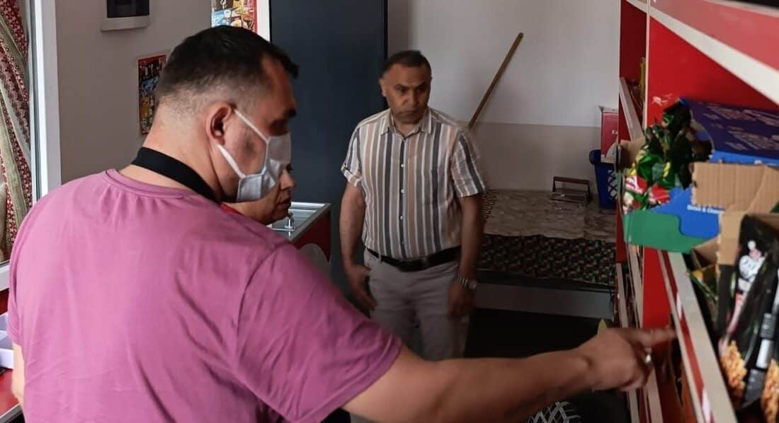 Aydın'ın Söke ilçesinde, öğrenci sağlığını korumak için okul kantinleri ve