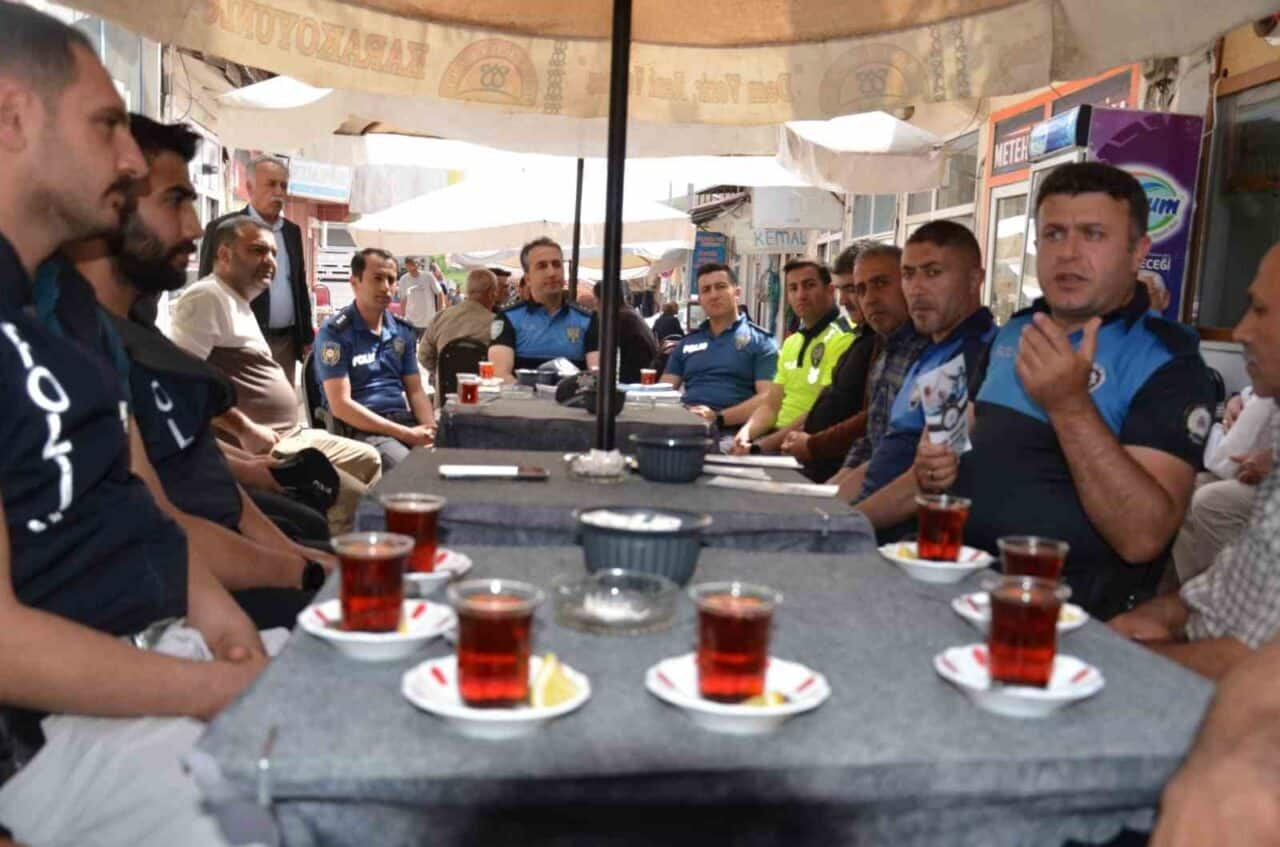 Erzincan İl Emniyet Müdürlüğü TDP ekipleri, Tercan'da huzur toplantısı düzenleyerek