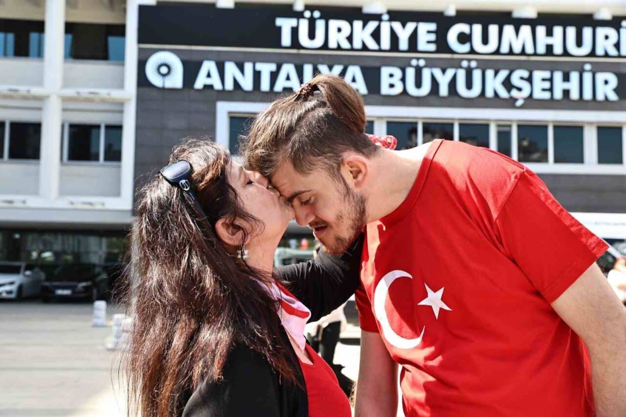 Antalya Büyükşehir Belediyesi, Dünya Engelliler Haftası kapsamında engelli bireyler için