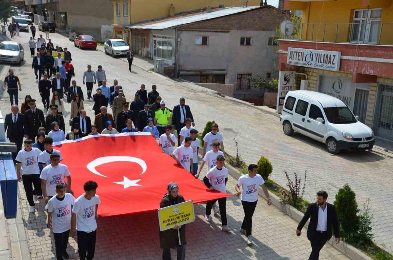 Erzincan’ın Tercan ilçesinde 19 Mayıs Atatürk’ü Anma, Gençlik ve Spor