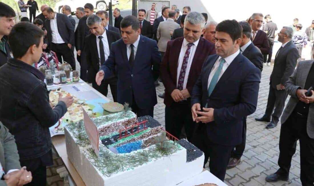 Hakkâri'deki TOBB Hüseyin Çelik Anadolu İmam Hatip Lisesi, bu yıl