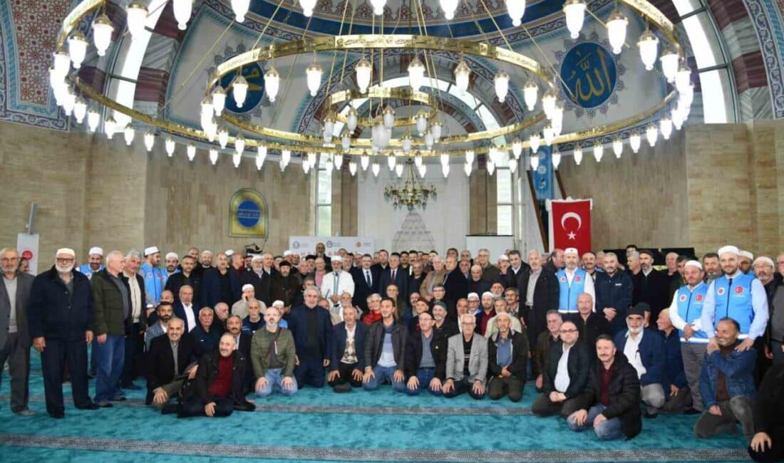 Trabzon'da, hac farizasını yerine getirecek 846 kişi için uğurlama programı