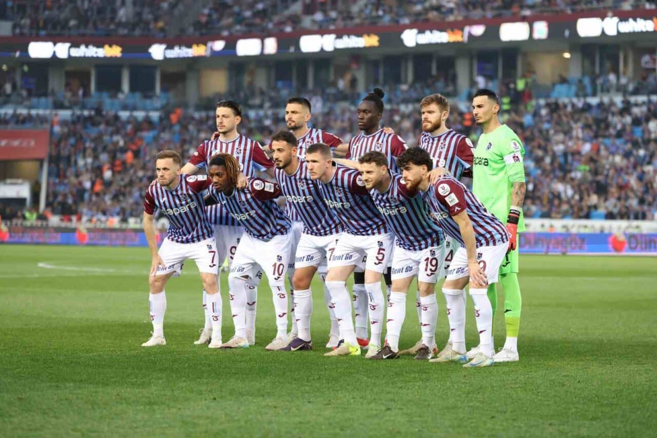 Trendyol Süper Lig'in 35. haftasında Trabzonspor, Galatasaray'la karşı karşıya geliyor.