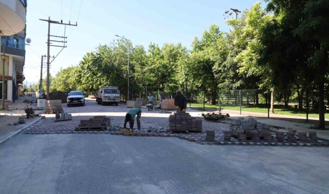 Turgutlu Belediyesi, Selvilitepe, Atatürk, Kurtuluş ve Subaşı Mahallelerinde üstyapı yenileme