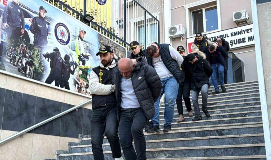 İstanbul'da turistleri hedef alarak cüzdanlarından para çalan bir suç örgütüne
