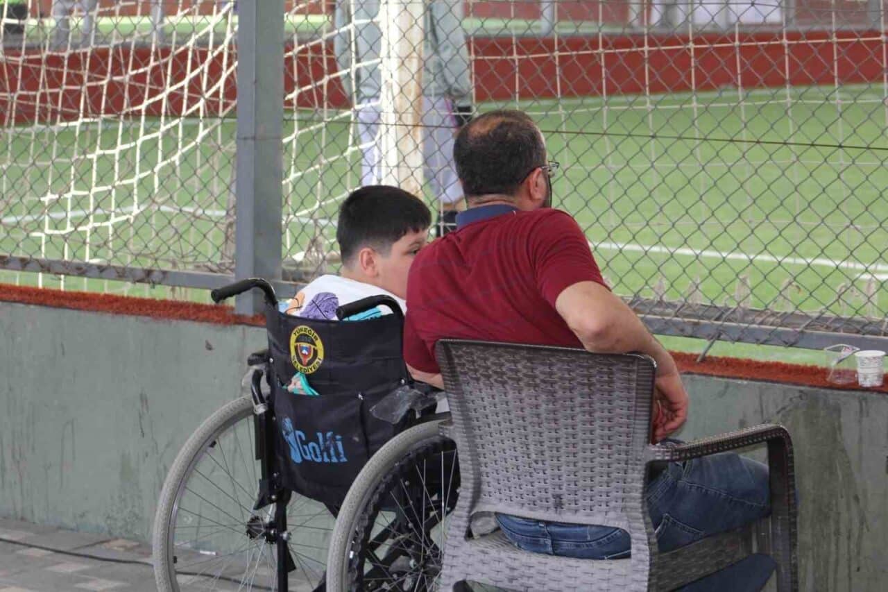 Adana Hacı Sabancı Organize Sanayi Bölgesi'nde düzenlenen futbol turnuvası, sosyal