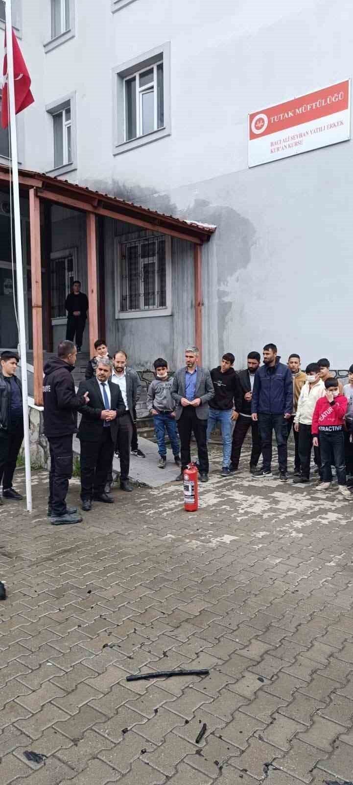 Tutak ilçesinde, Tutak İlçe Müftülüğü ve İtfaiye Amirliği işbirliğiyle, Hacı