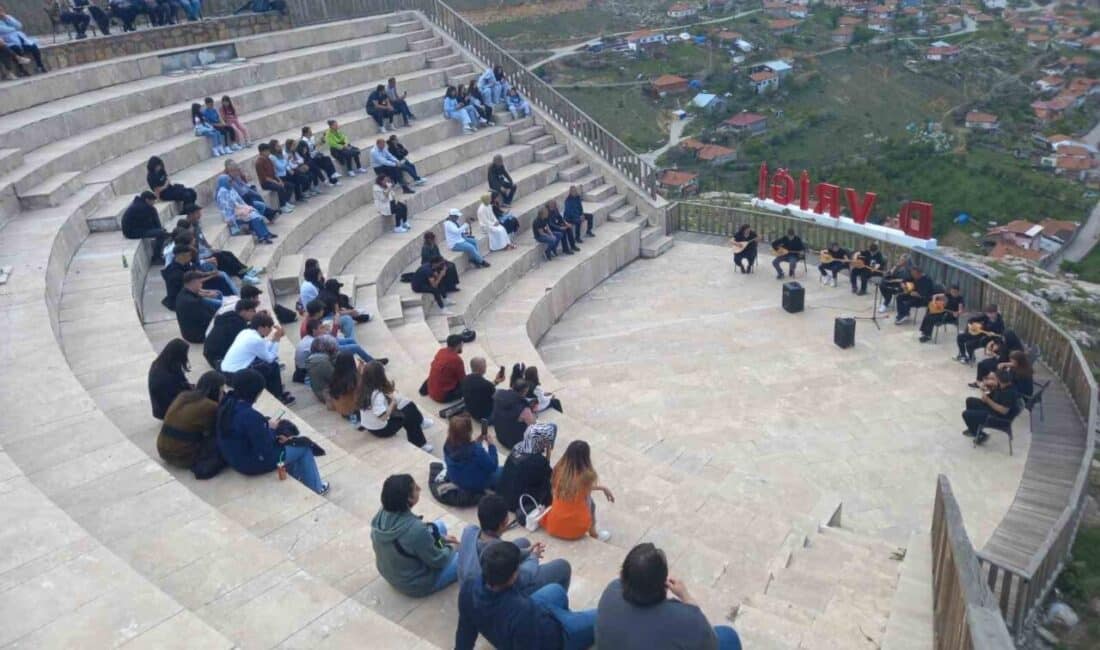Aydın, Ankara ve Sivas illerini bir araya getiren "Kültürler Buluşuyor"
