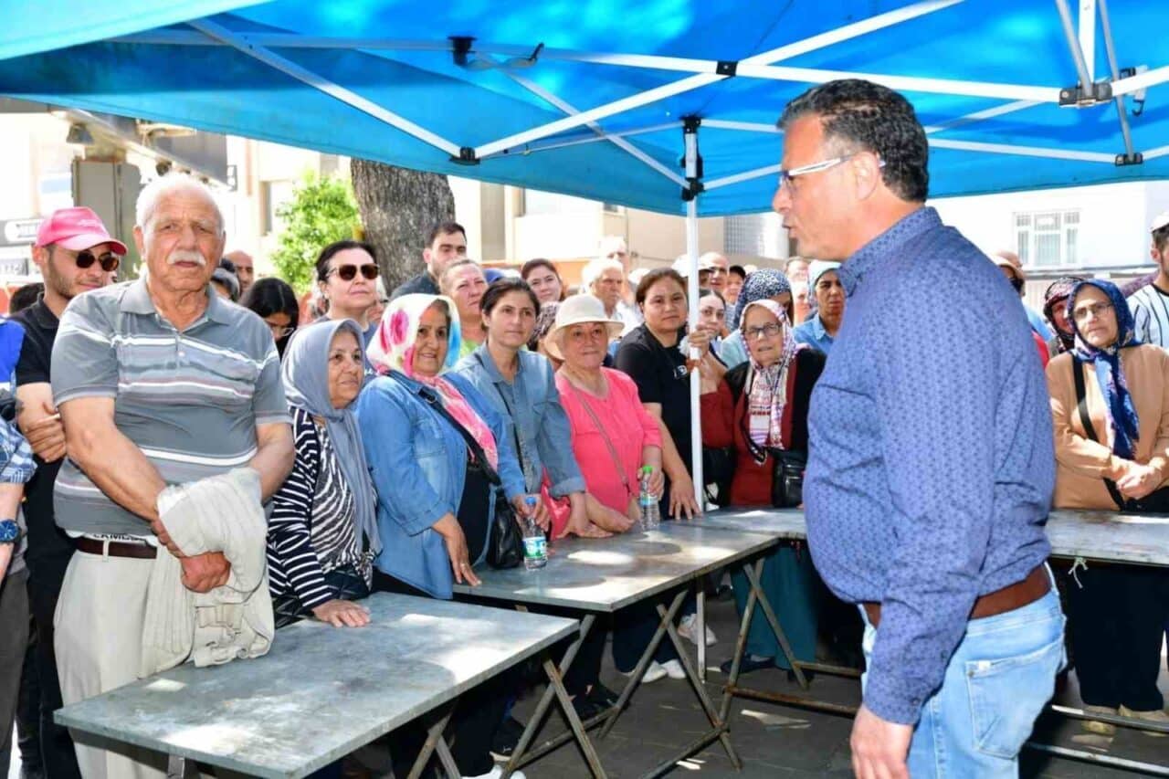 Alaşehir Belediyesi, ihtiyaç sahibi çiftçilere destek olmak amacıyla 70 bin
