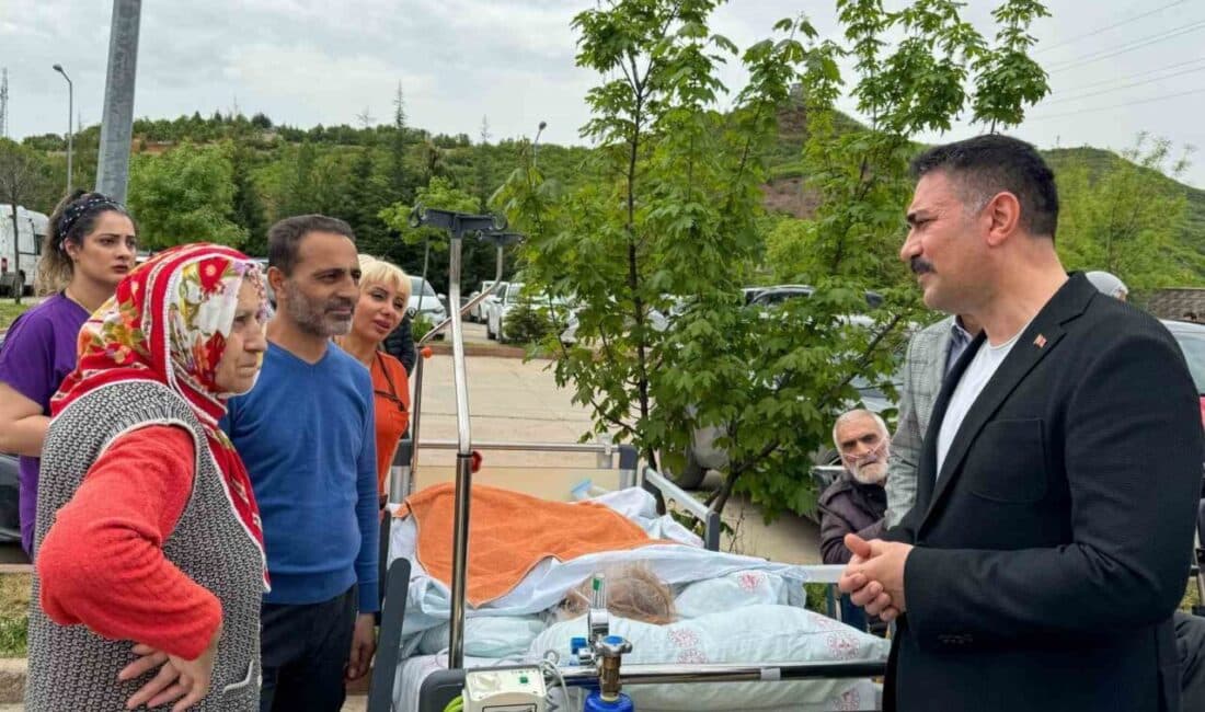 Tunceli Valisi, Devlet Hastanesindeki Duman Nedeniyle Tahliye Edilen Hastaların Yeniden Servislere Alındığını Açıkladı Tunceli Valisi Bülent Tekbıyıkoğlu, devlet hastanesindeki teknik arıza nedeniyle tahliye
