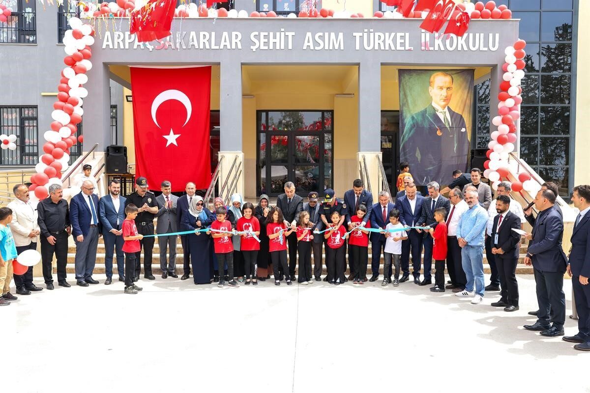 Mersin'de, 2018'de şehit olan Jandarma Uzman Çavuş Asım Türkel anısına