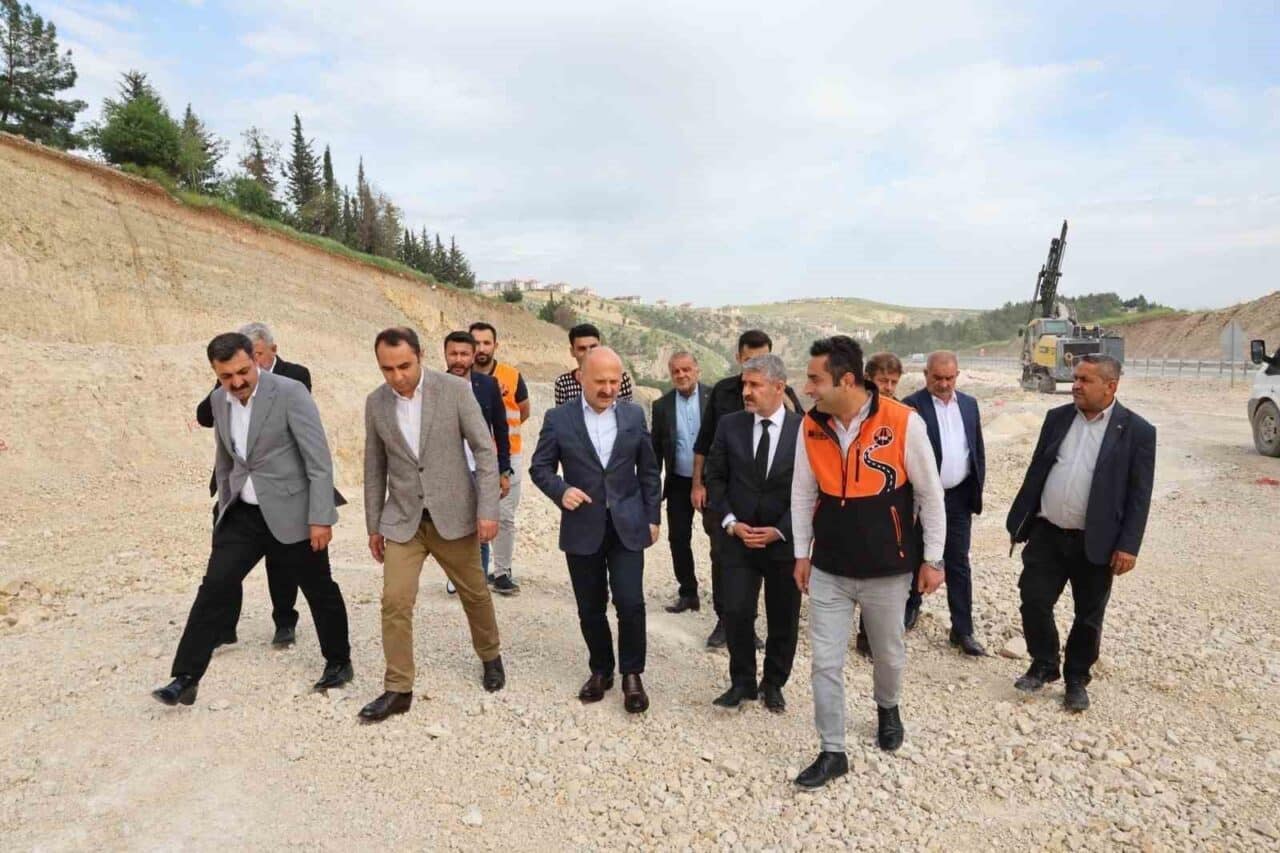 Adıyaman Valisi Osman Varol, Besni ilçesindeki çevre yolunu inceledi, projenin