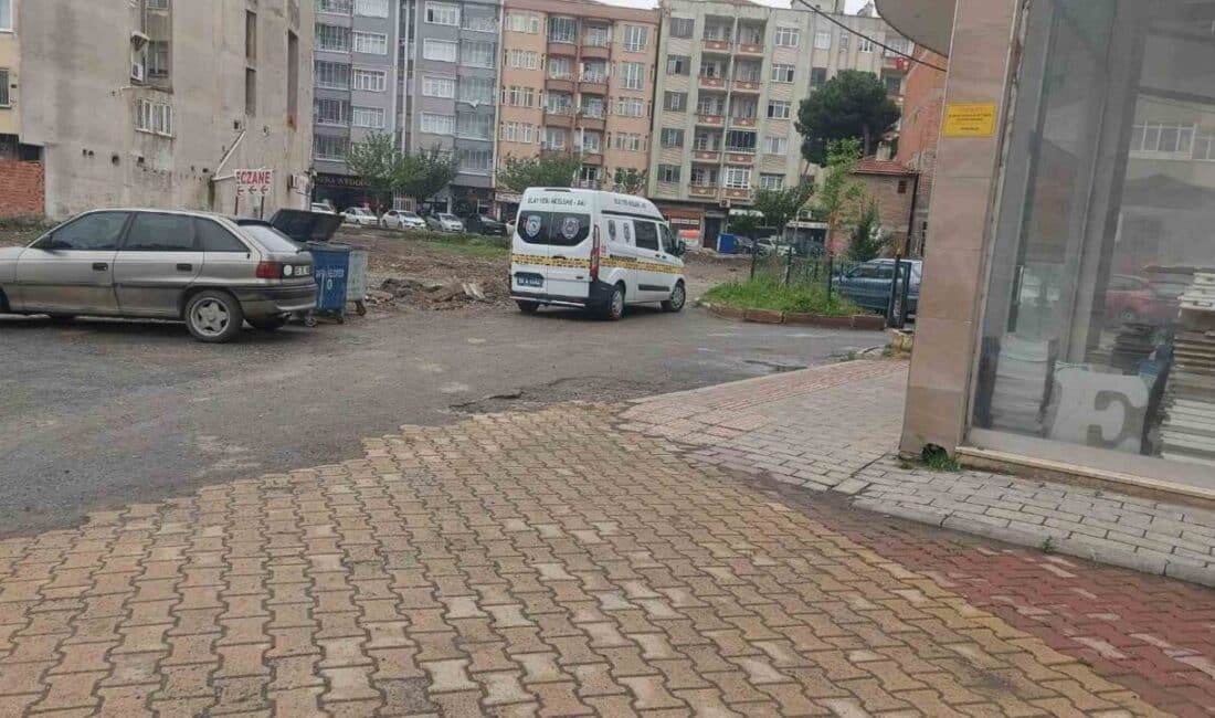Samsun'un Bafra ilçesinde 68 yaşındaki L.Y, 4. kat balkondan düşerek