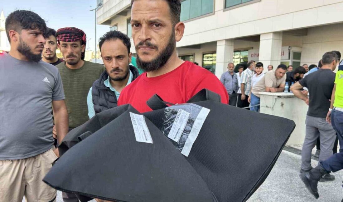 Mersin'in Tarsus ilçesinde 14 yaşındaki A.K.'nın kullandığı aracın bebek arabasına