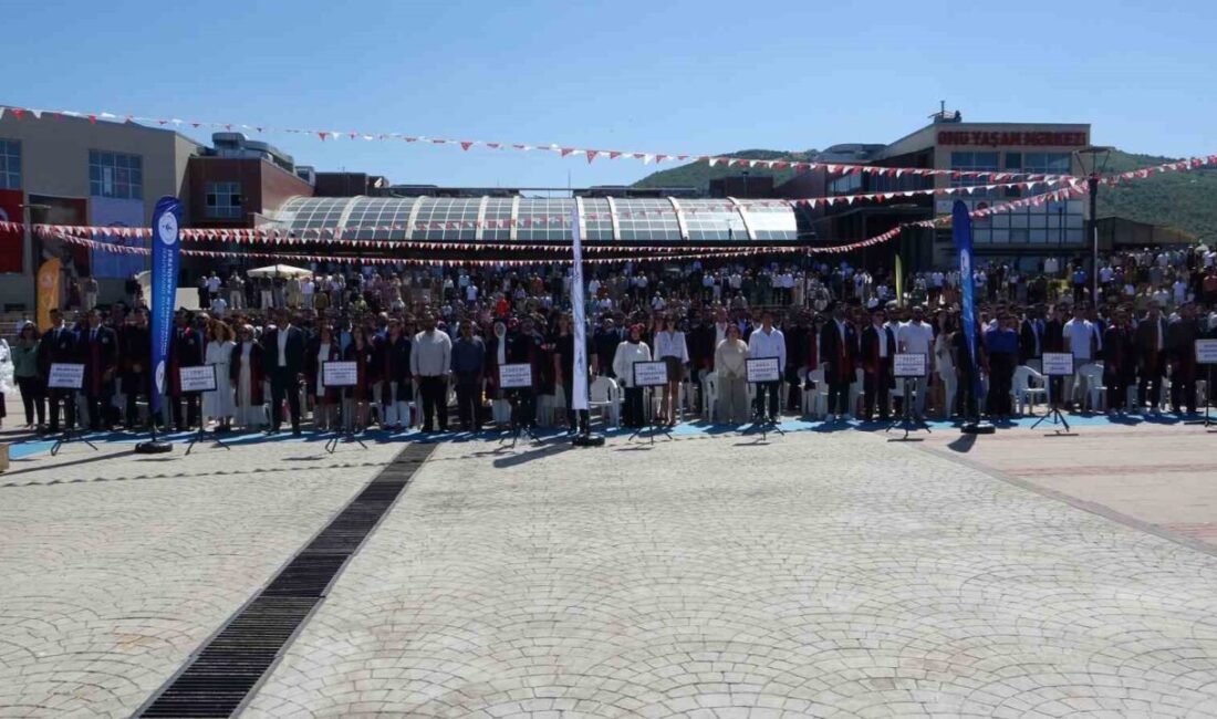 Ondokuz Mayıs Üniversitesi Mühendislik Fakültesi, 2024-2025 dönemi mezuniyetinde 440 öğrenciye