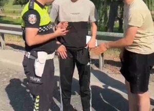 Bursa'da AYT sınavına giden  genç, trafik kazası geçirdi. Olay