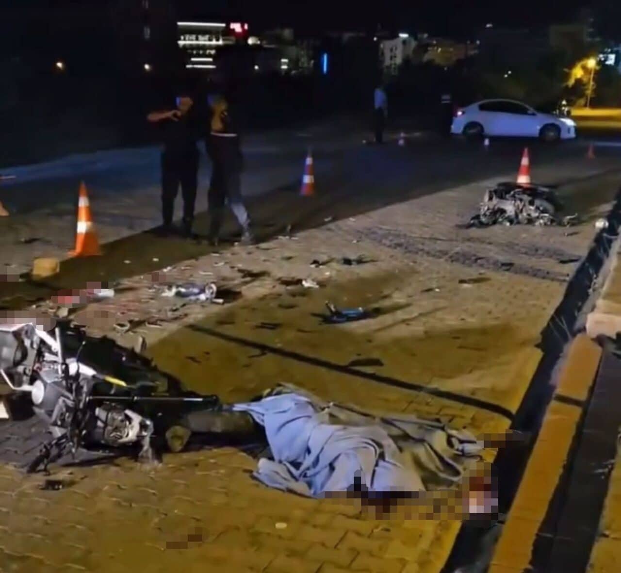 Alanya’da iki motosikletin çarpışması sonucu 21 yaşındaki Hasan Yılmaz olay