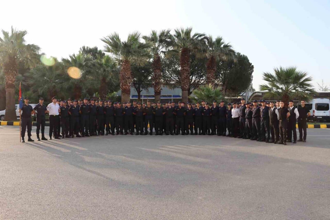 Aydın İl Jandarma Komutanlığı, bayram dolayısıyla bir tören düzenleyerek vatani