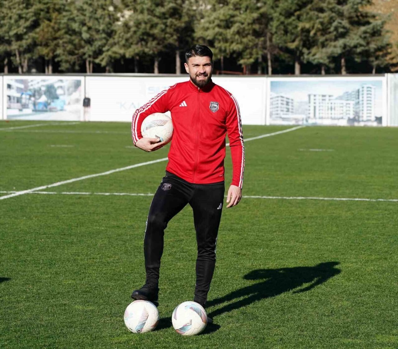 Aliağa FK, transfer döneminde Pendikspor'dan 32 yaşındaki orta saha oyuncusu