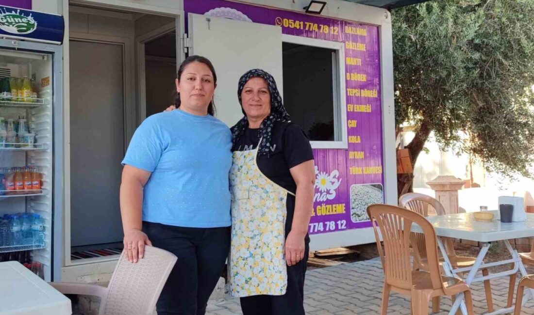 Kahramanmaraş'ta Fatma Özdemir ve kızı Tuğba Altınköprü, bazlama ve gözleme
