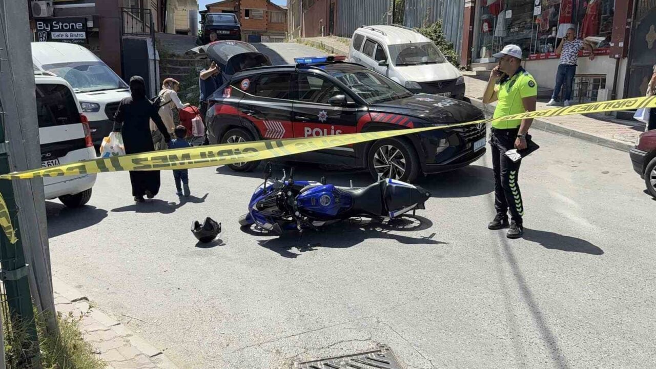 İstanbul Arnavutköy’de motosikletli iki kişi iş yerine silahlı saldırı düzenledi.