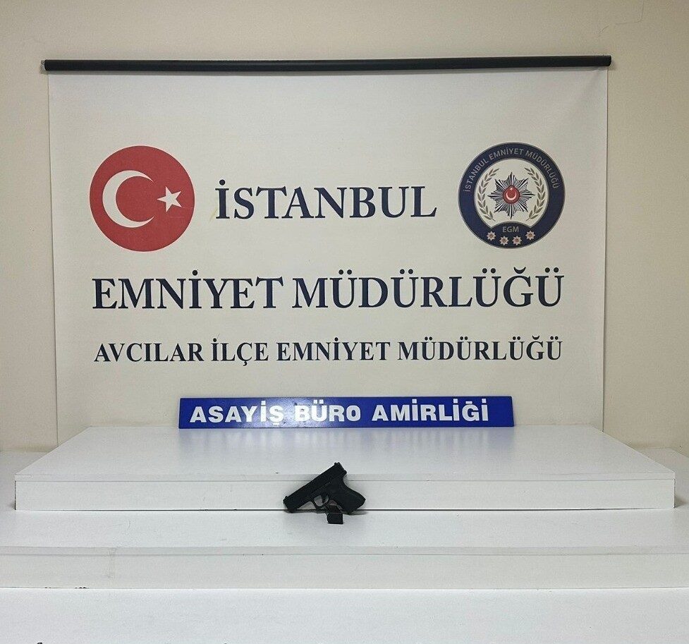 Avcılar'da meydana gelen silahlı kavgada G.D. (34), M.E.Ö. (28) ve