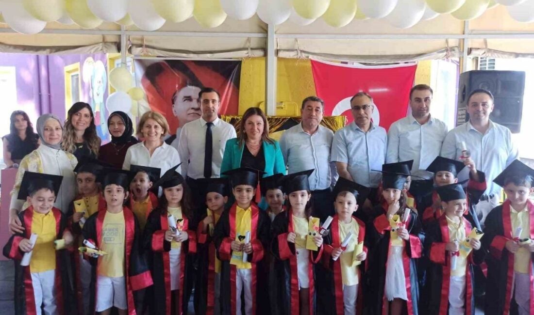 Aydın Devlet Hastanesi Kreş ve Gündüz Bakımevi'nde 2024-2025 mezuniyet töreni