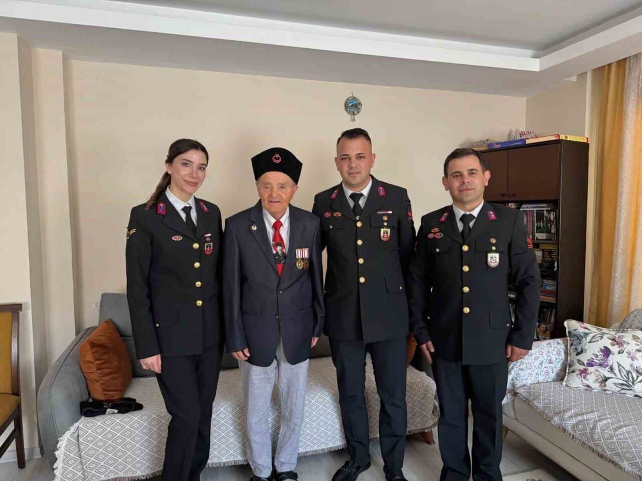 Aydın İl Jandarma Komutanlığı, Kurban Bayramı'nda şehit aileleri ve gazileri