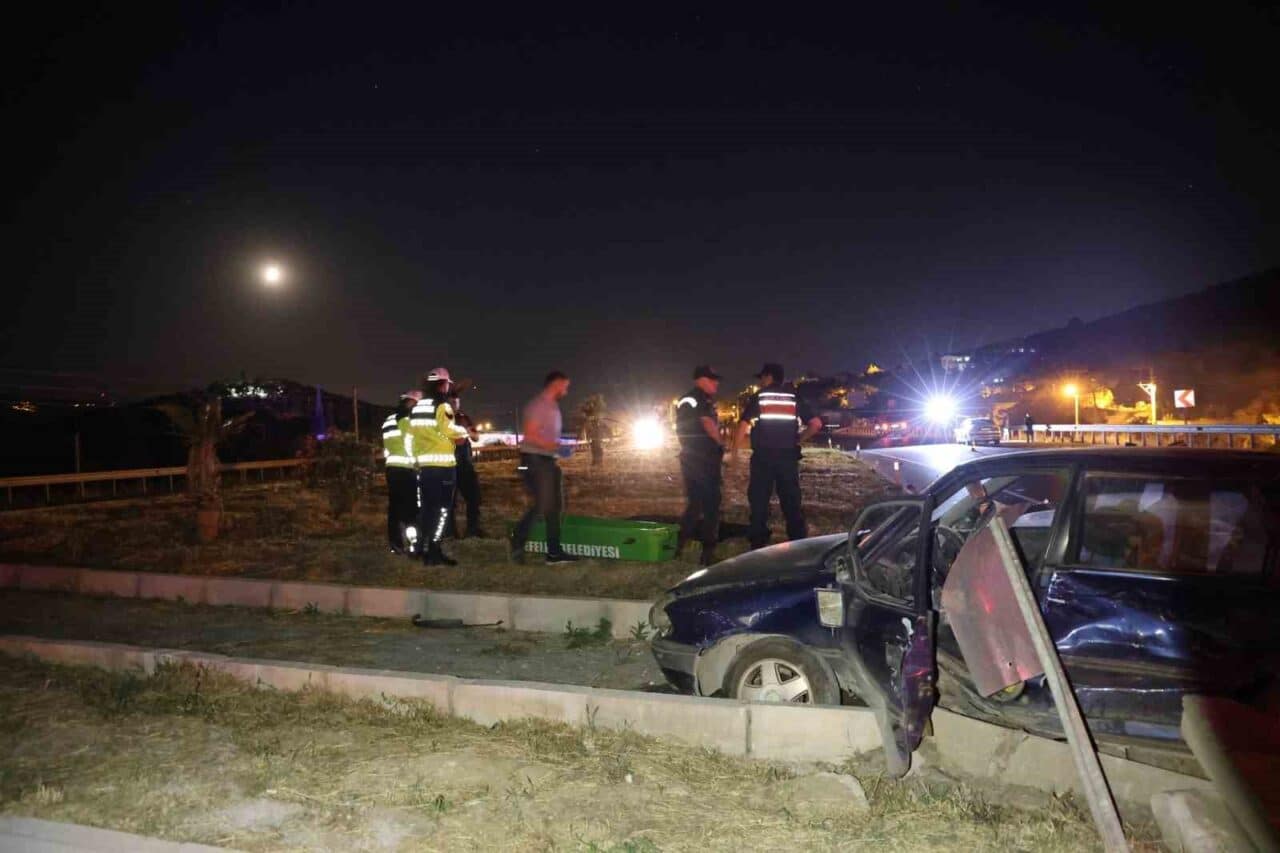 Aydın'ın Efeler ilçesinde meydana gelen trafik kazasında 2 kişi hayatını