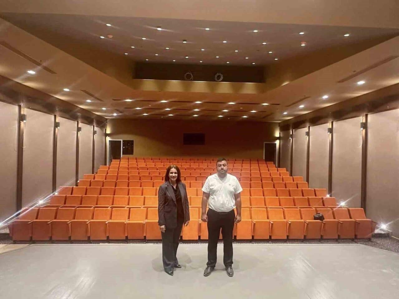Ayvalık'ta fen lisesi kurma isteği, AK Parti İlçe Başkani Betül
