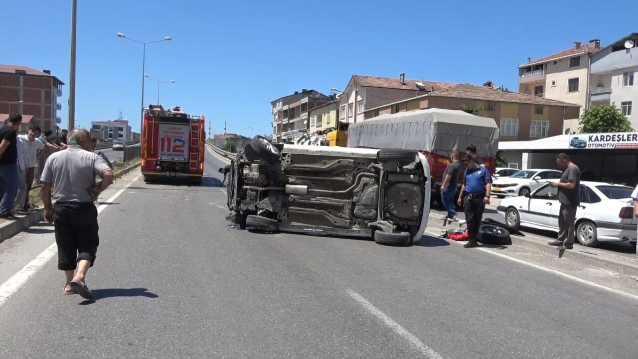 Samsun'un Bafra ilçesinde Melek Topal'ın kullandığı otomobil, kontrolden çıkarak takla