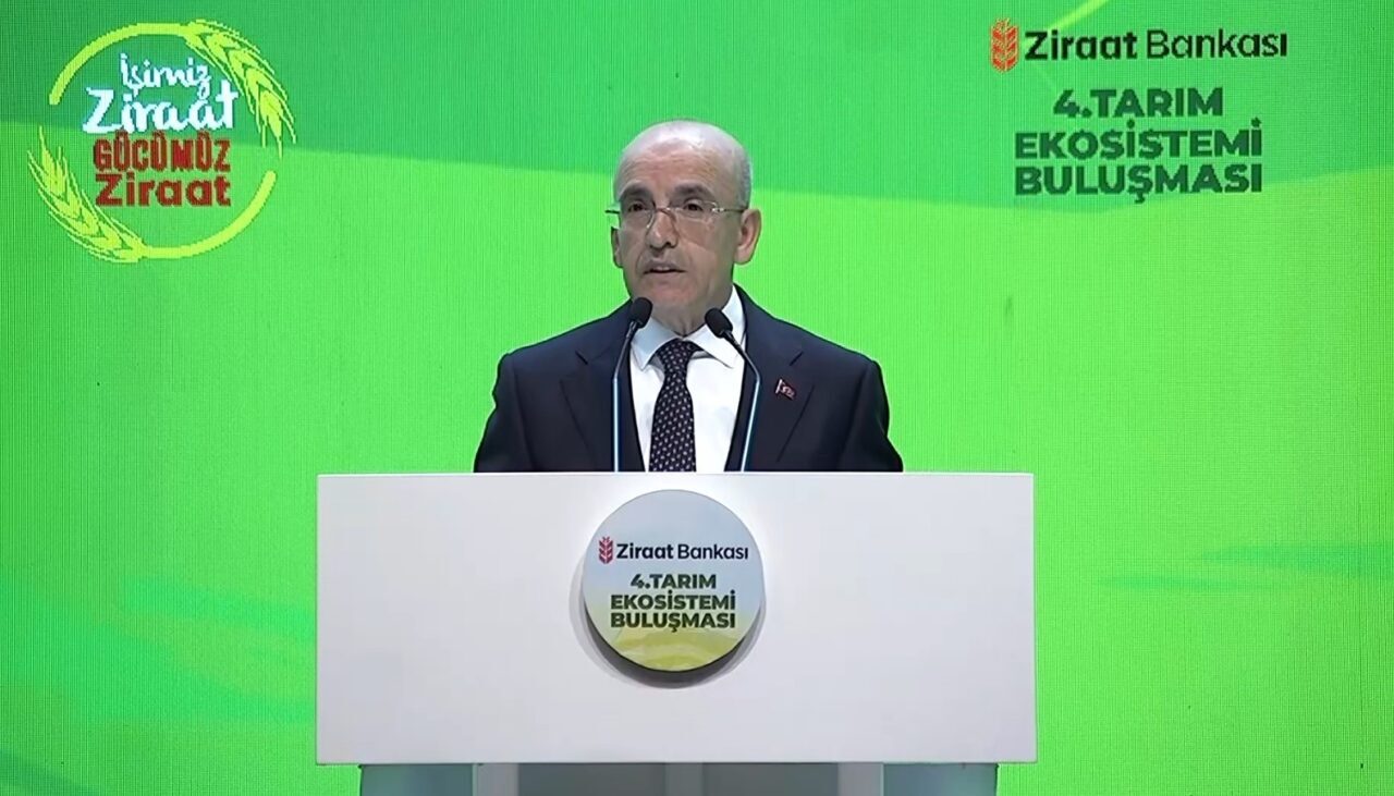 Hazine ve Maliye Bakanı Mehmet Şimşek, İstanbul'daki Ziraat Bankası 4.