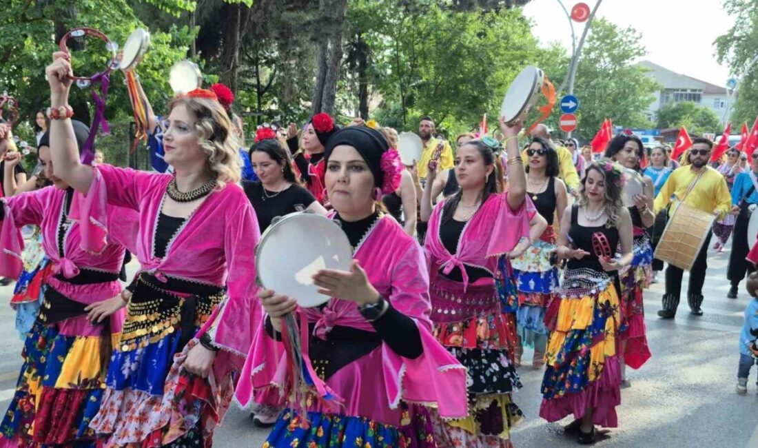 Bartın, 12 yıl aradan sonra 32. Çilek Festivali'ni düzenledi. İlk