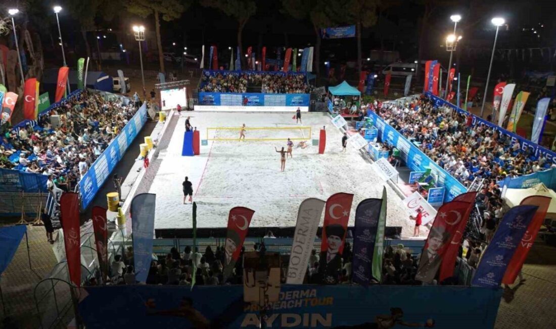 Aydın Tekstil Park'ta düzenlenen Uluslararası Plaj Voleybolu Türkiye Serisi'nin Aydın