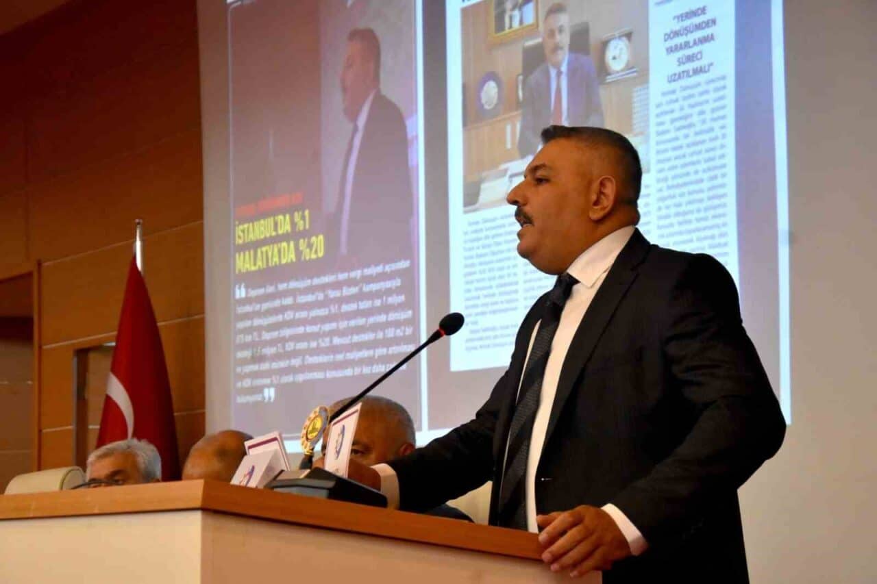 Malatya Ticaret ve Sanayi Odası Başkanı Oğuzhan Ata Sadıkoğlu, depremzede