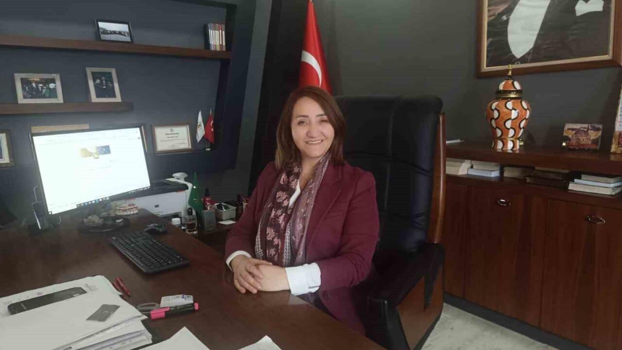 Pazaryeri Belediye Başkanı Zekiye Tekin, 15 Haziran'daki Liselere Geçiş Sistemi