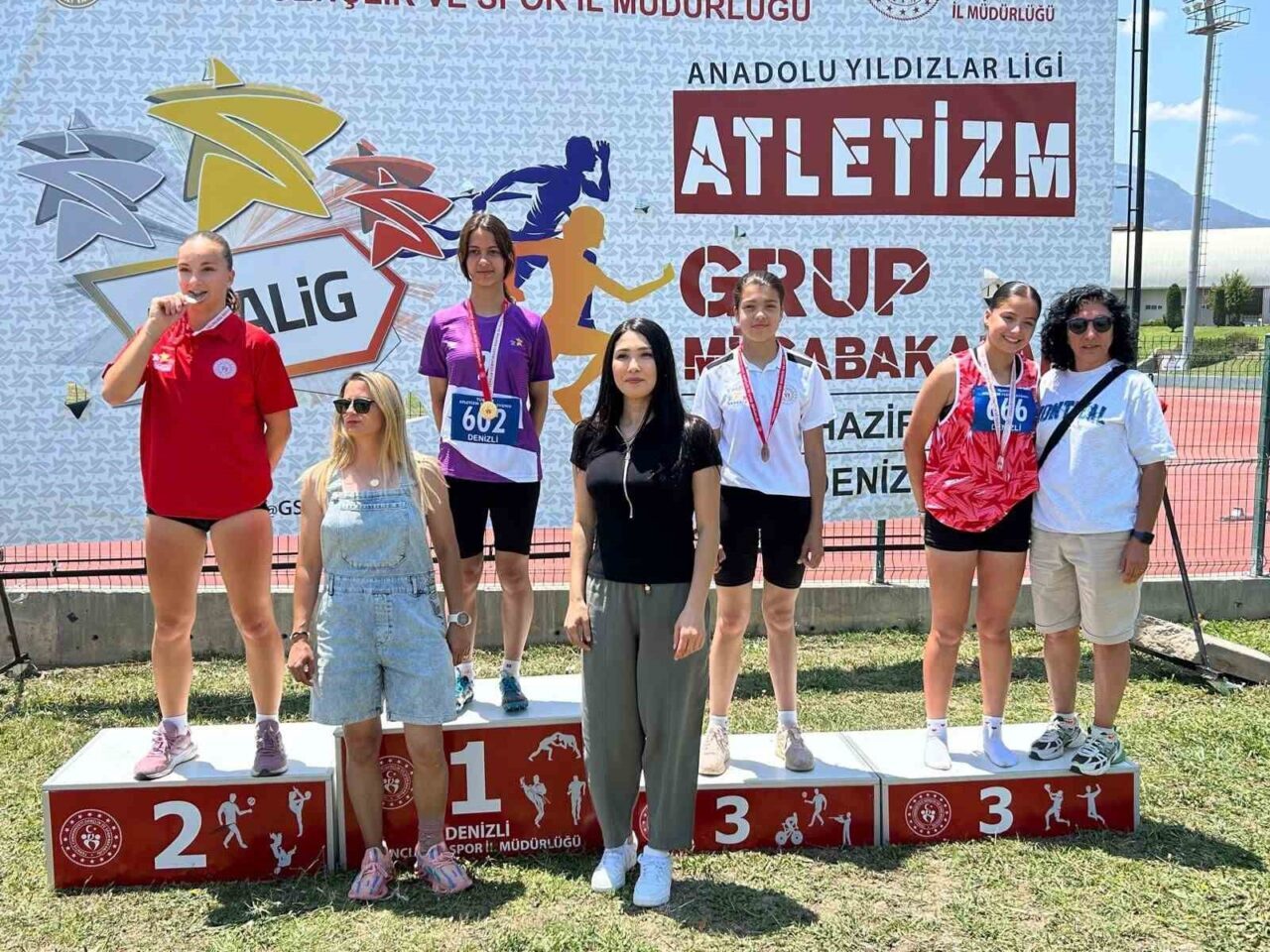 Bilecik atletizm takımları, Denizli'deki Anadolu Yıldızlar Ligi Grup Müsabakaları'nda 22