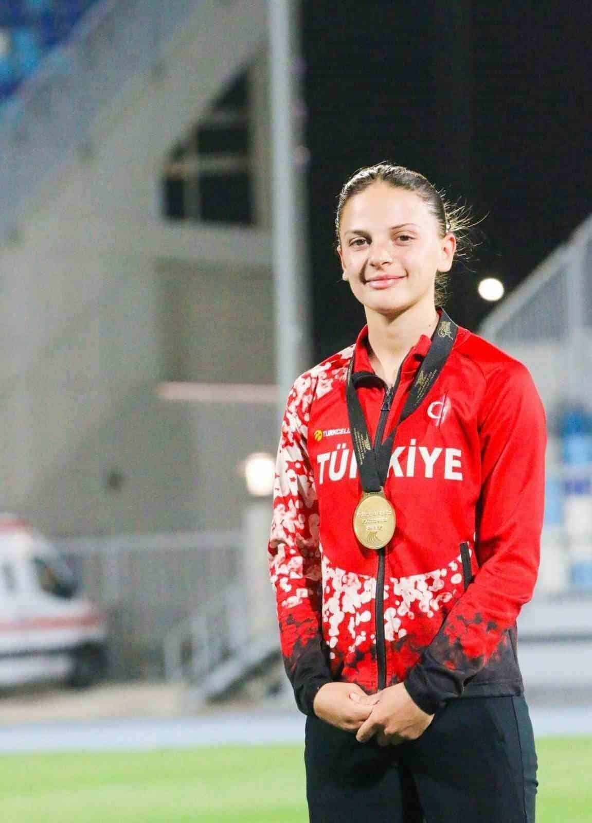 İzmir'deki Atletizm Büyükler Avrupa Takımlar Şampiyonası seçmelerinde Nur Arı, 6.10