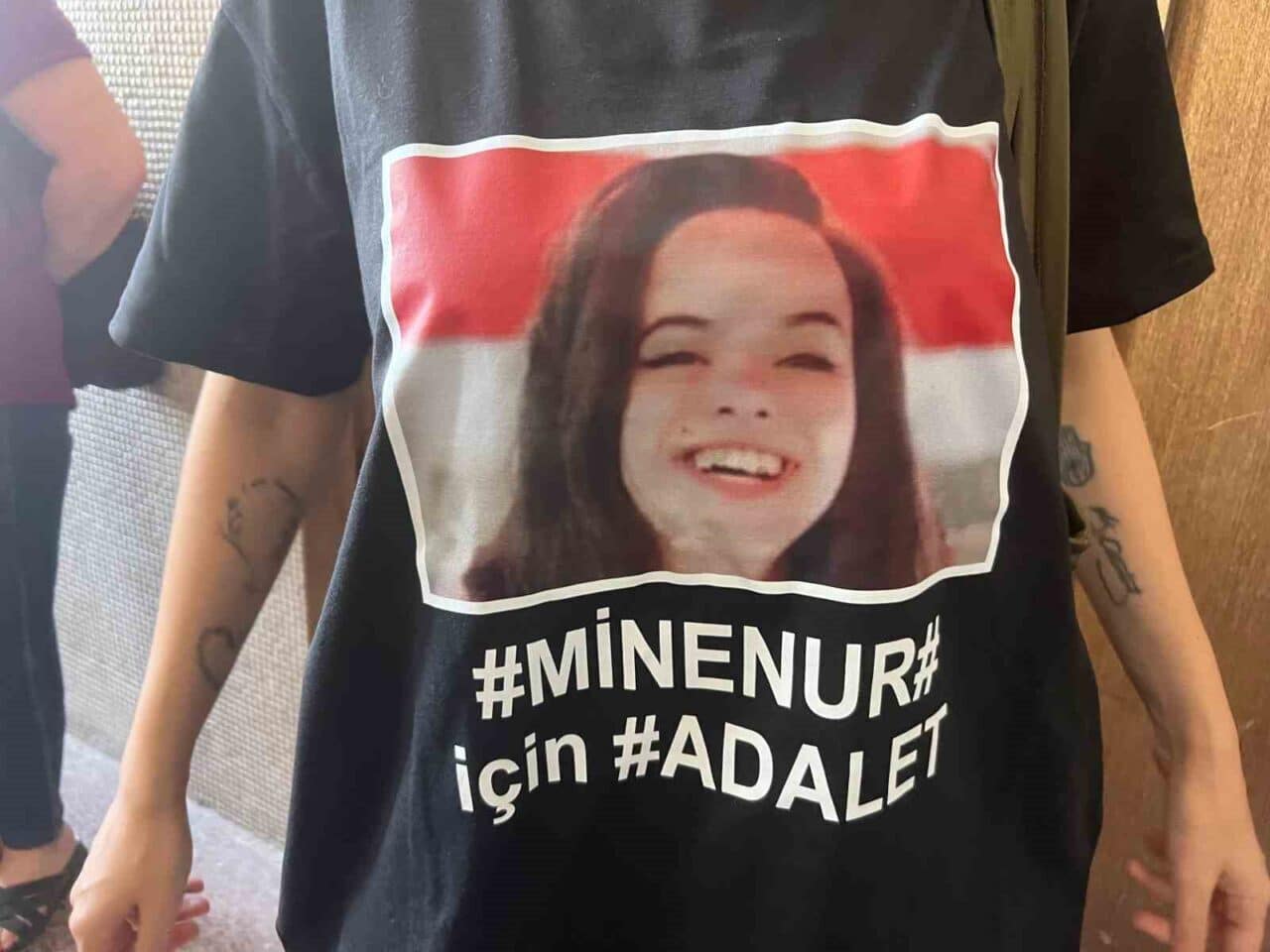 Ankara'da boşanma aşamasındaki eşi Mine Nur Ala'yı 5 bıçak darbesiyle