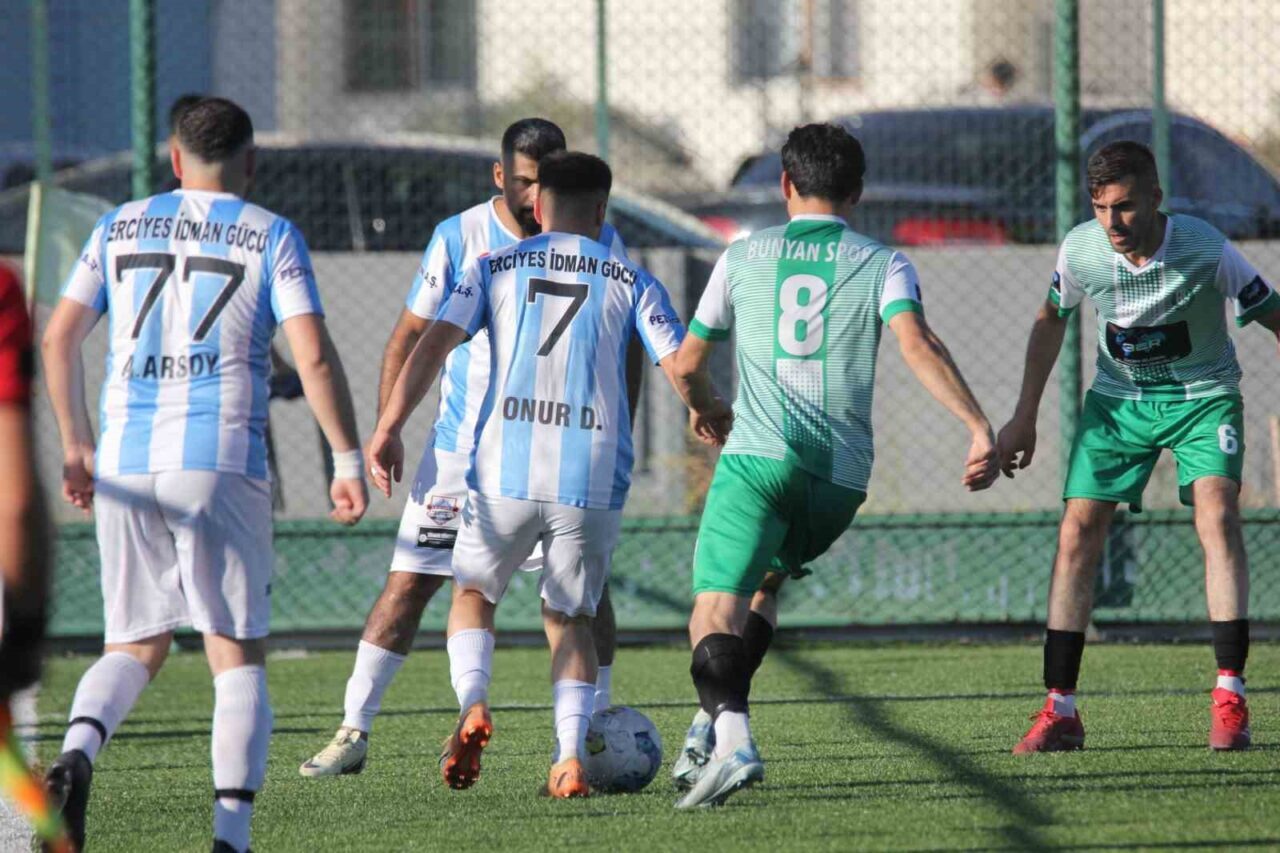 Kayseri 2. Amatör Küme Play-Off finalinde Bünyan Belediyespor, Erciyes İdmangücü'nü