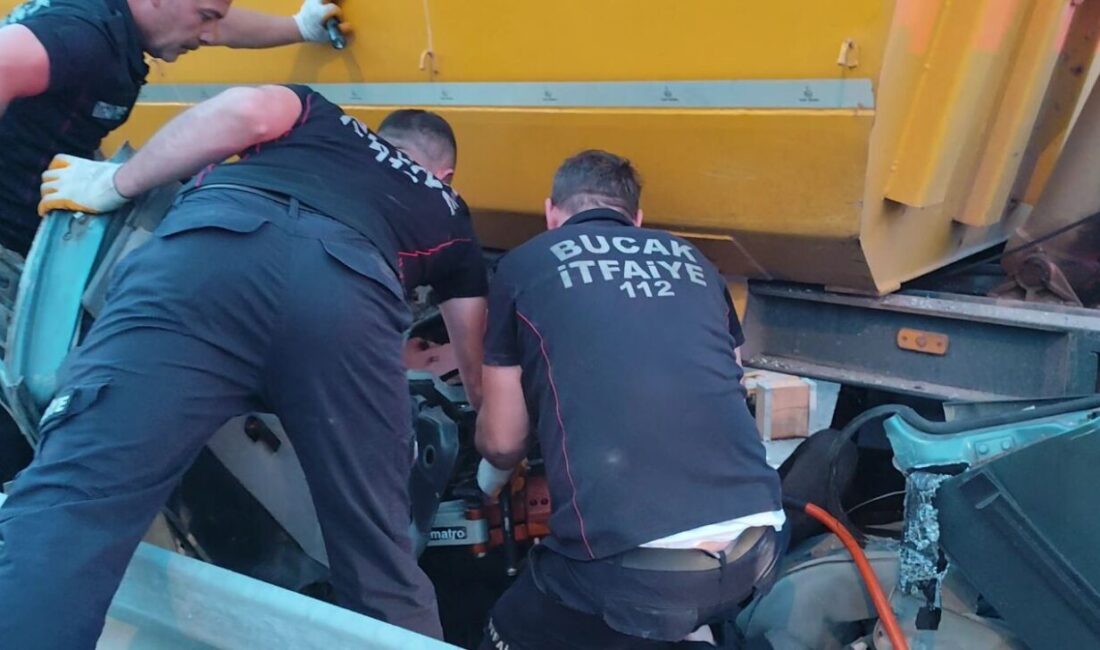 Burdur'un Bucak ilçesinde 18 yaşındaki Hüseyin Akgül'ün direksiyon hakimiyetini kaybetmesi