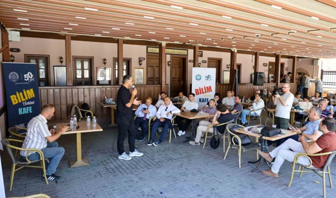 Bursa Uludağ Üniversitesi, Bilim Kafe projesi ile halkla bilimi buluşturuyor.
